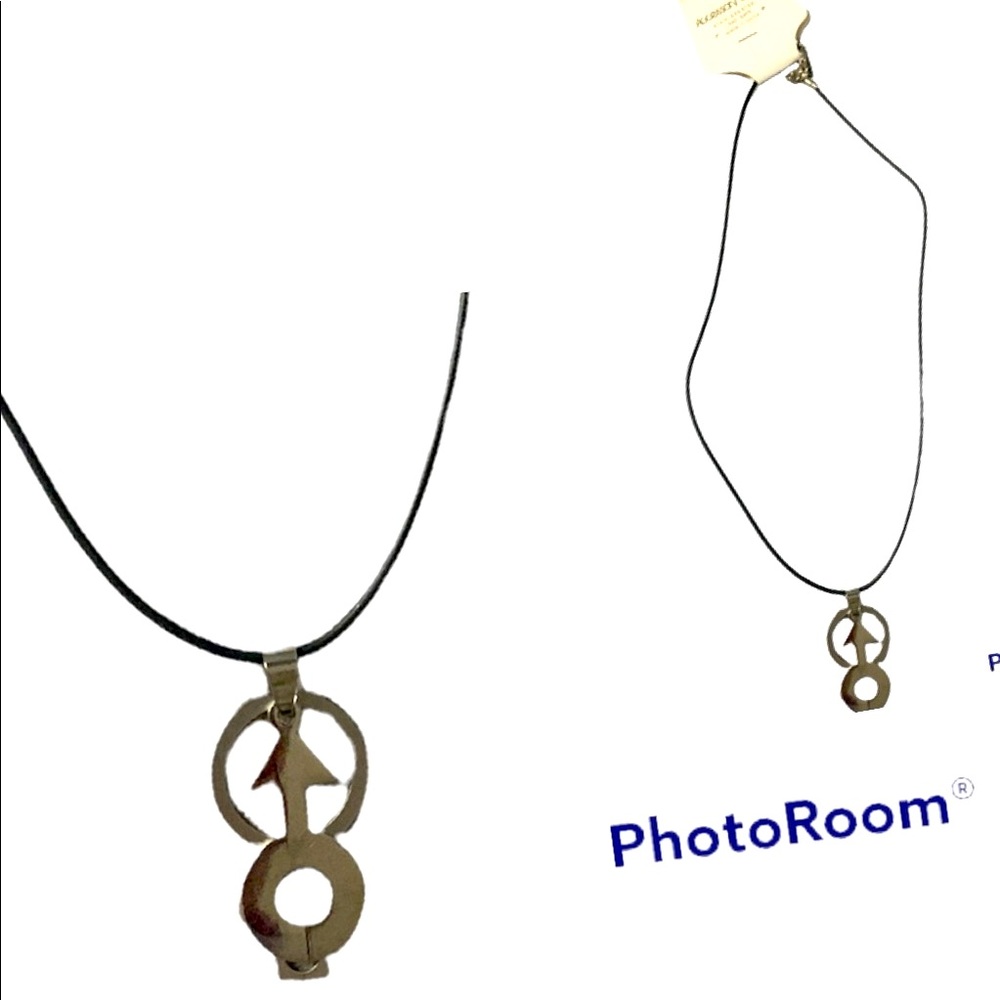 Stainless steel nacklace. NWT